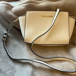 Michael Kors crossbody